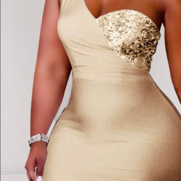 New Champagne one-shoulder maxi dress with sequin accent - Picture 7 of 8